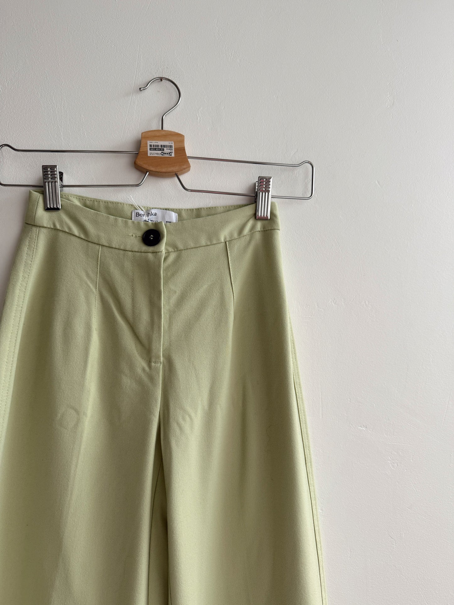 Pantalon Bershka - 32