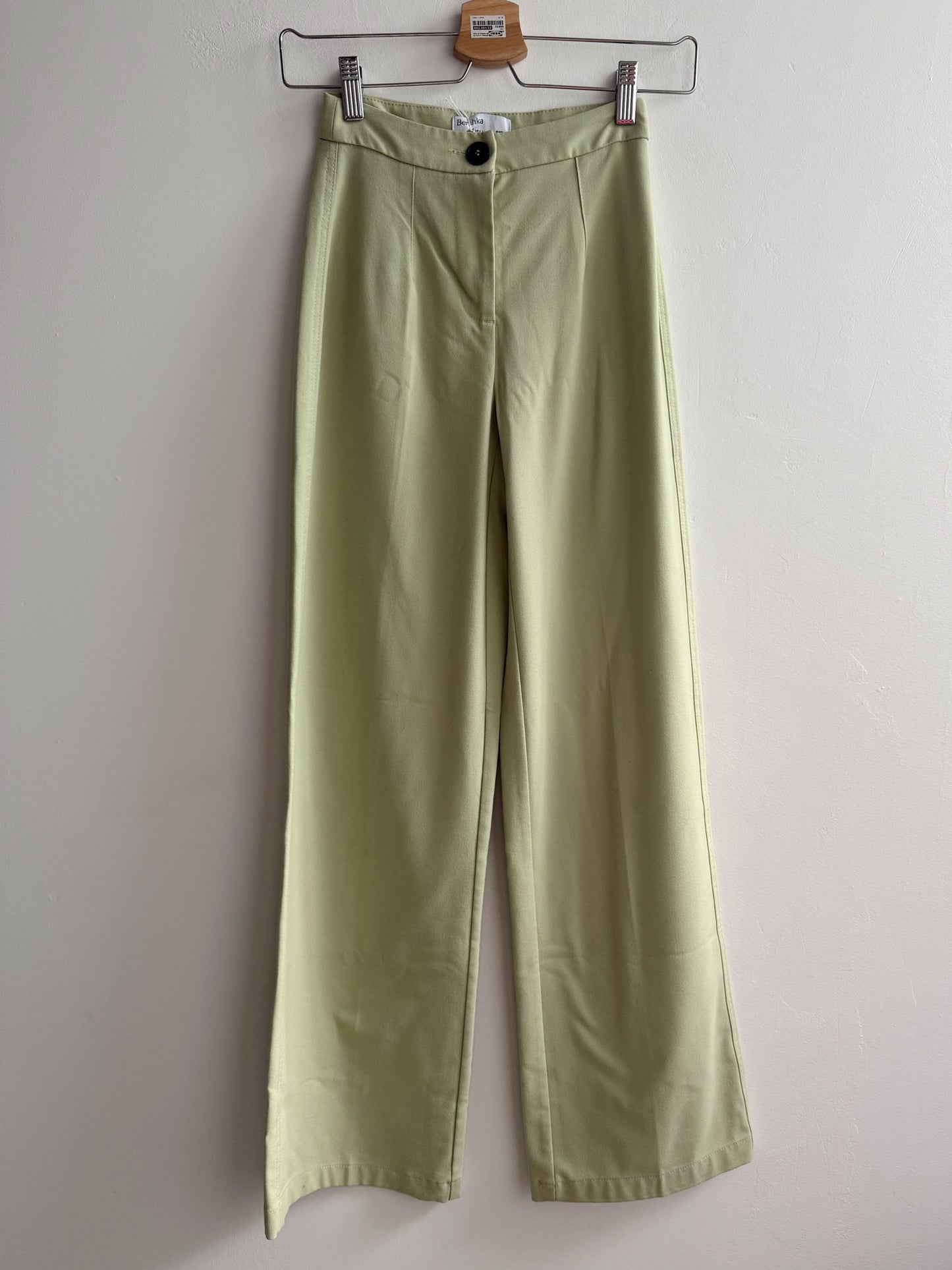 Pantalon Bershka - 32